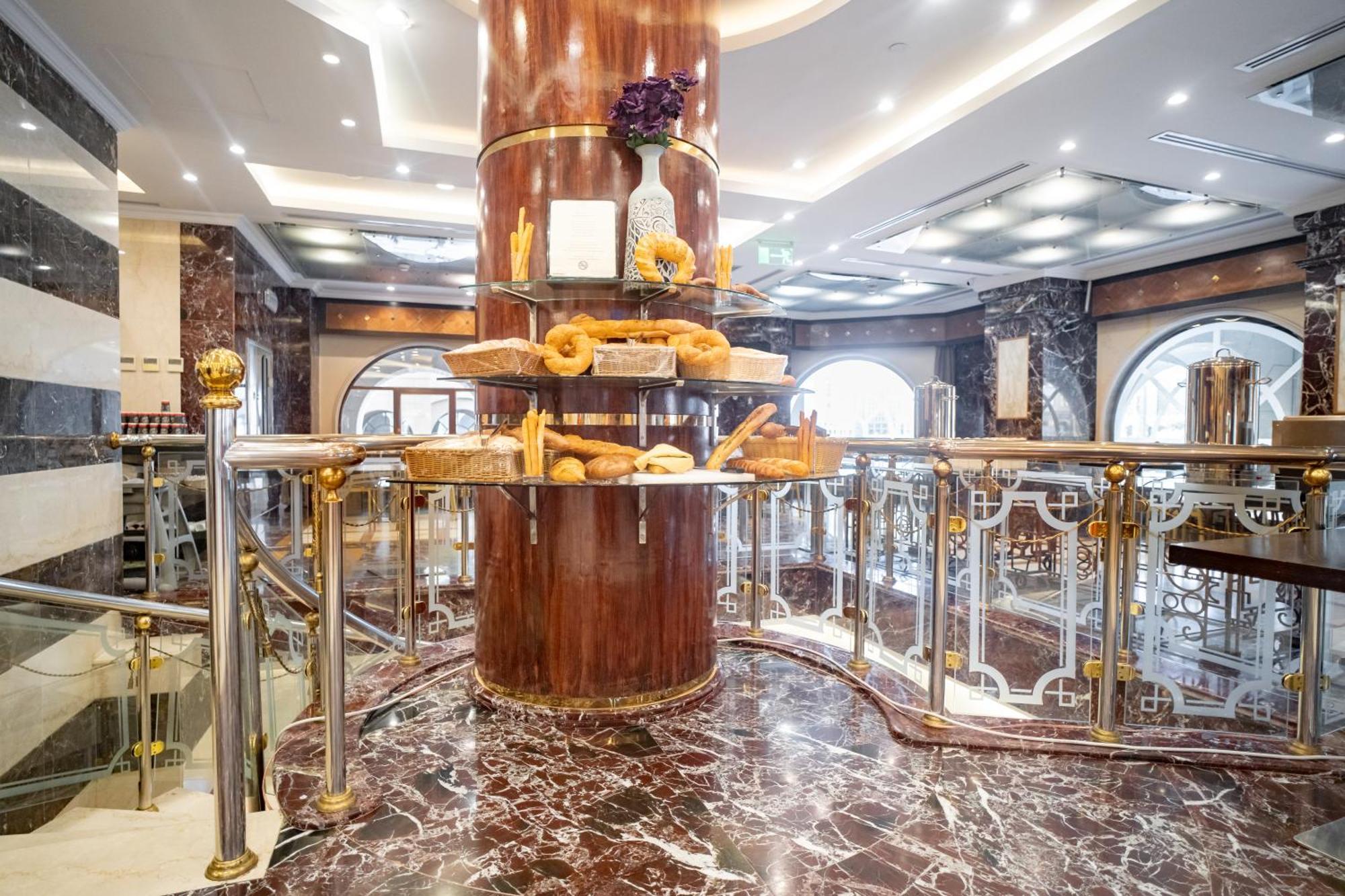 Golden Tulip Al Mektan Hotel Medina Eksteriør billede