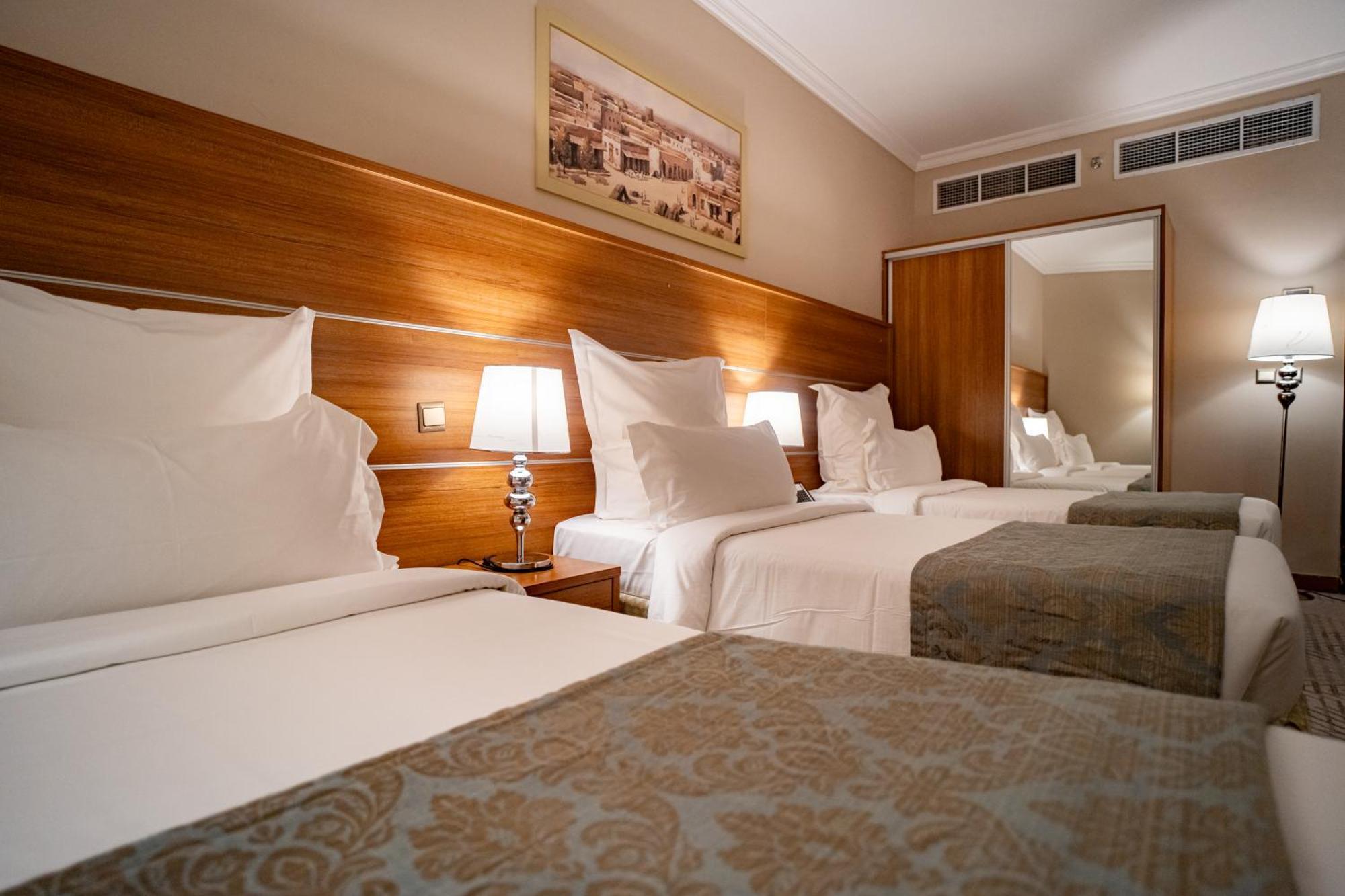 Golden Tulip Al Mektan Hotel Medina Eksteriør billede