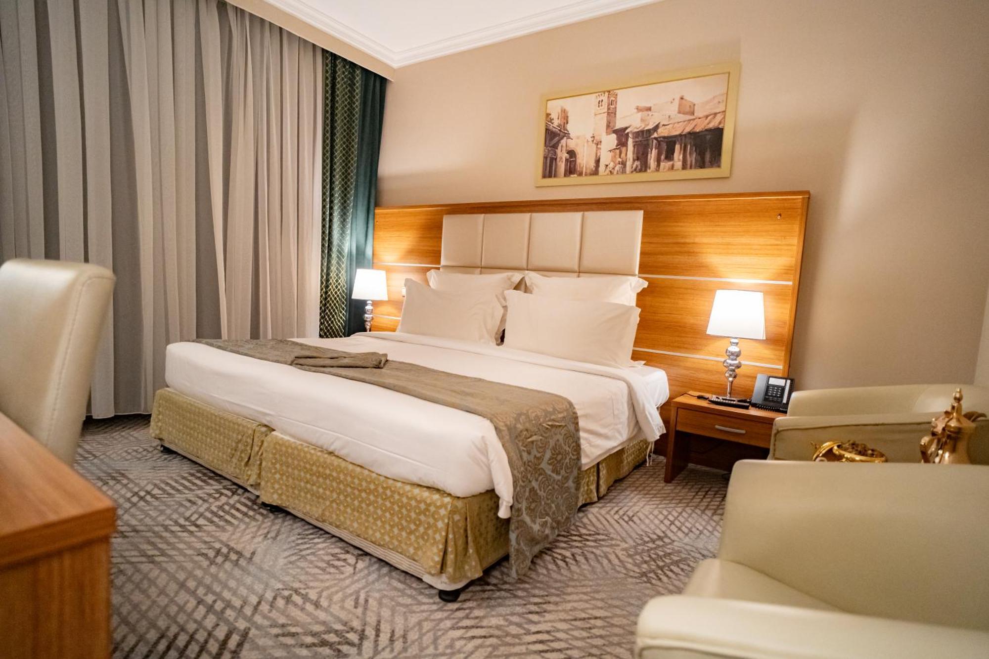 Golden Tulip Al Mektan Hotel Medina Eksteriør billede