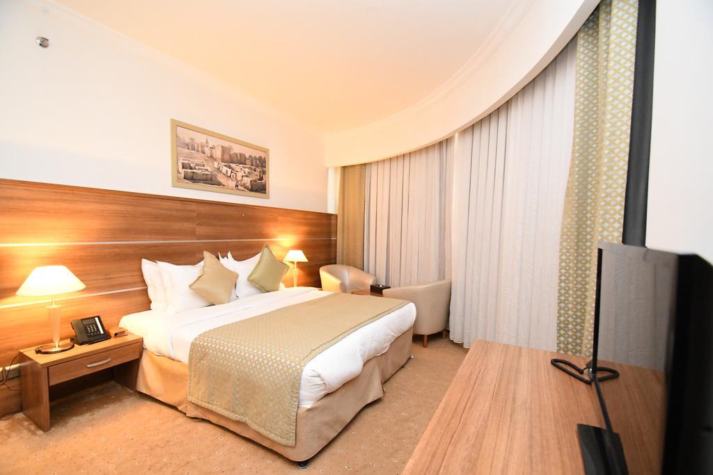 Golden Tulip Al Mektan Hotel Medina Eksteriør billede